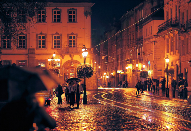 Ночные улочки Львова