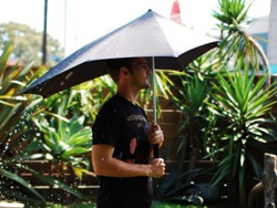 зонт против ветра